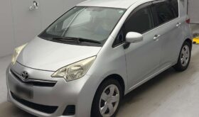 TOYOTA RACTIS 2011