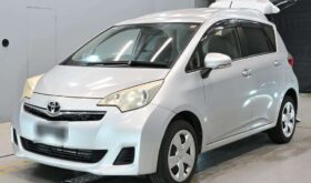 TOYOTA RACTIS 2013