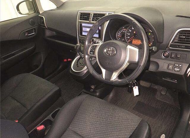 TOYOTA RACTIS 2013 full