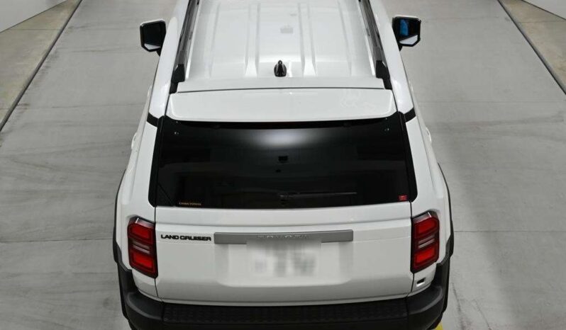 TOYOTA LAND CRUISER VX full