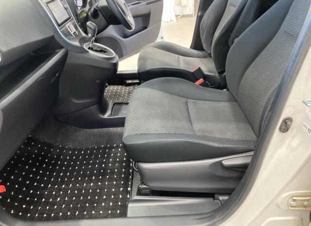 TOYOTA RACTIS full