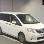 NISSAN SERENA 2012