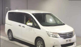 NISSAN SERENA 2012