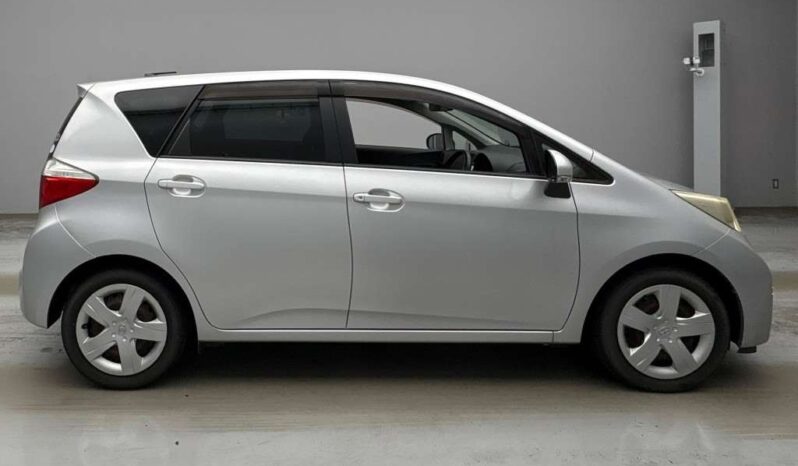 TOYOTA RACTIS full