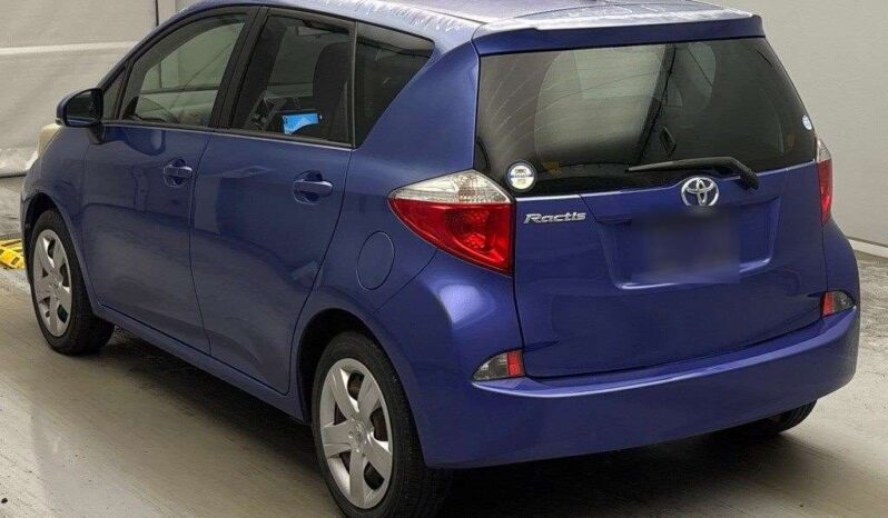 TOYOTA RACTIS full