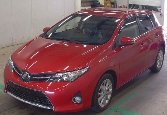 TOYOTA AURIS full