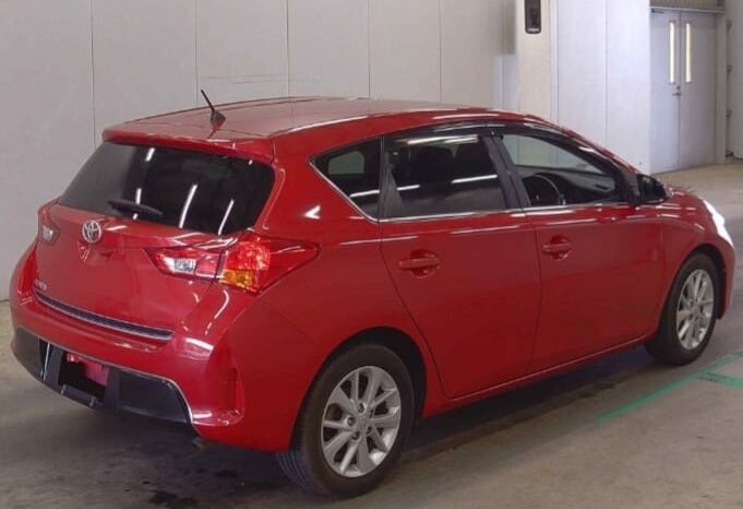 TOYOTA AURIS full