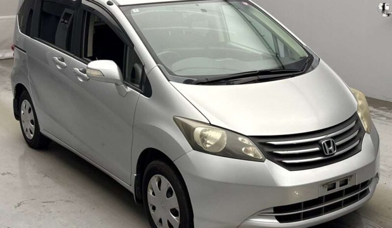 HONDA FREED full