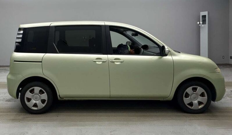 TOYOTA SIENTA full