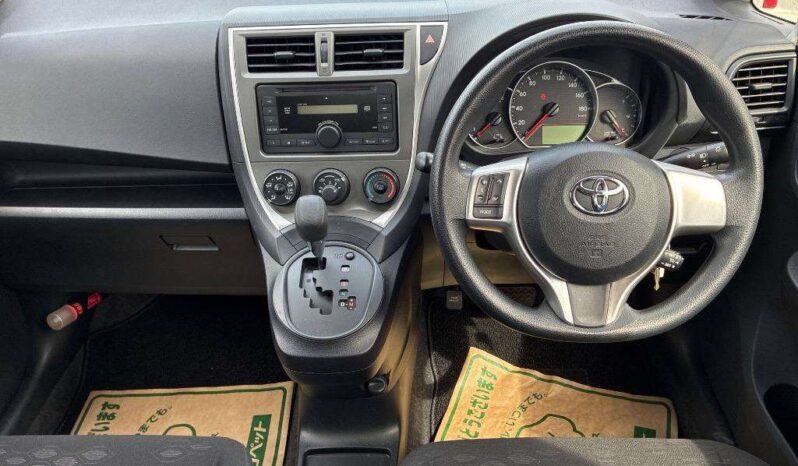 TOYOTA RACTIS full