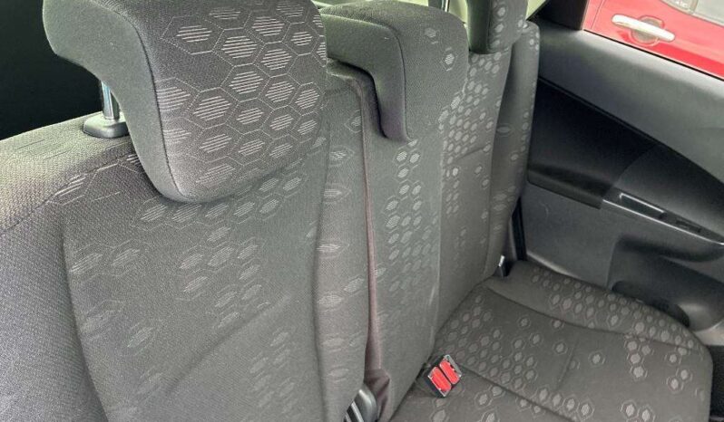 TOYOTA RACTIS full
