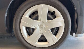 TOYOTA RACTIS full