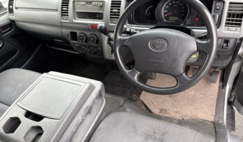 TOYOTA HIACE VAN DX full