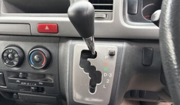 TOYOTA HIACE VAN DX full
