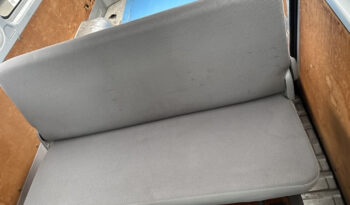 TOYOTA HIACE VAN DX full
