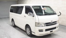 TOYOTA HIACE VAN 2009