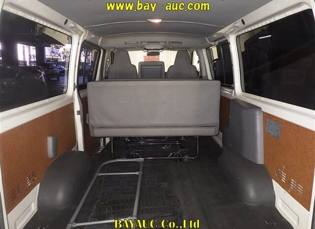 TOYOTA HIACE VAN 2009 full