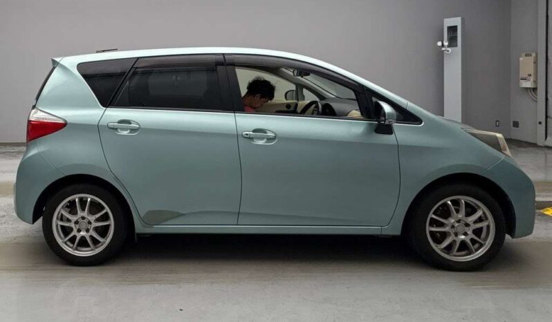 TOYOTA RACTIS full