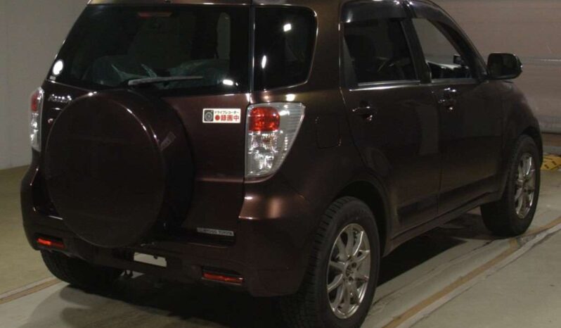 TOYOTA RUSH full