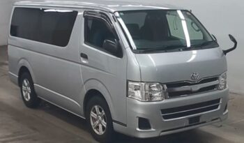 TOYOTA HIACE VAN full