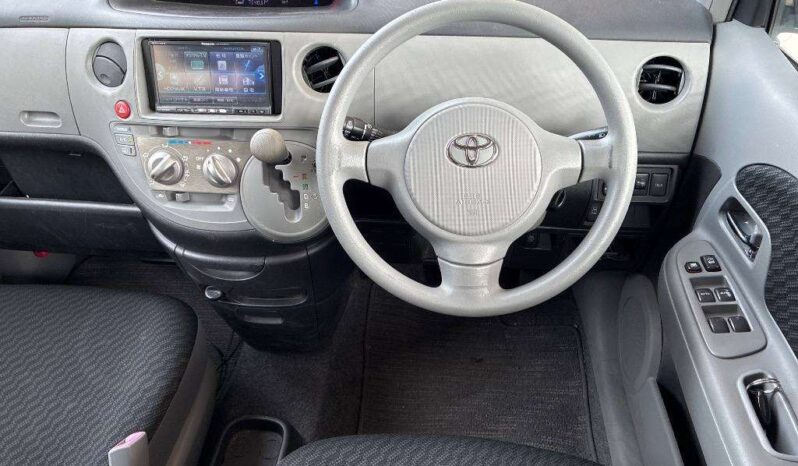 TOYOTA SIENTA full