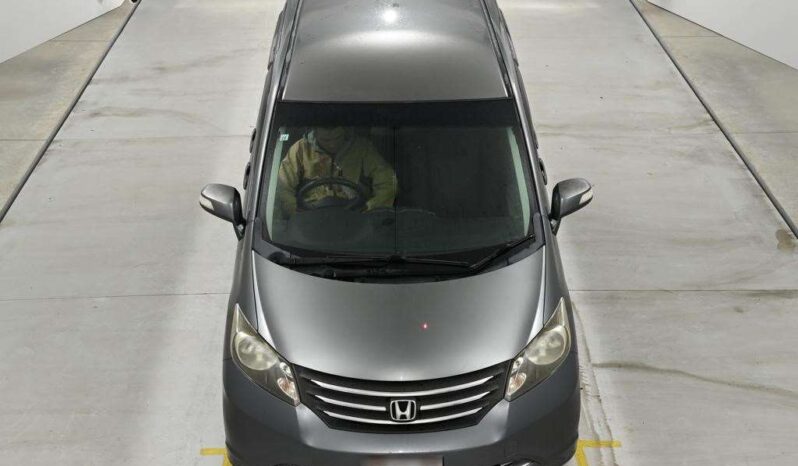 HONDA FREED full