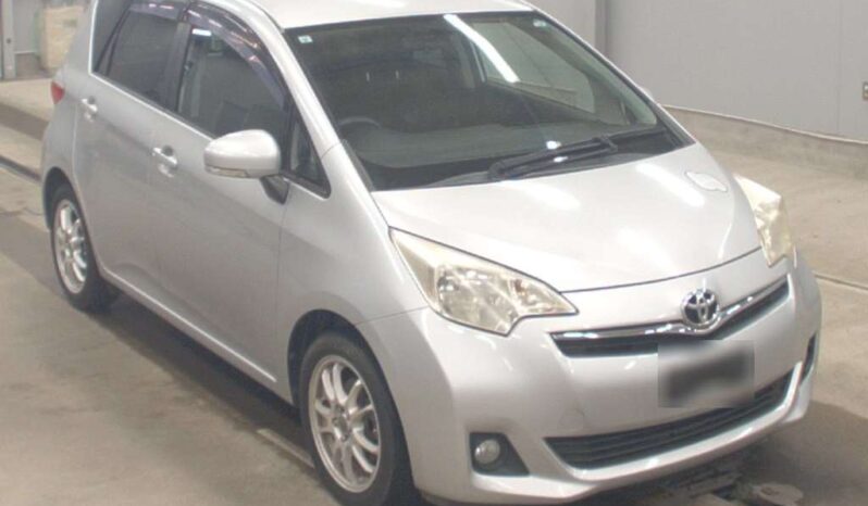 TOYOTA RACTIS full