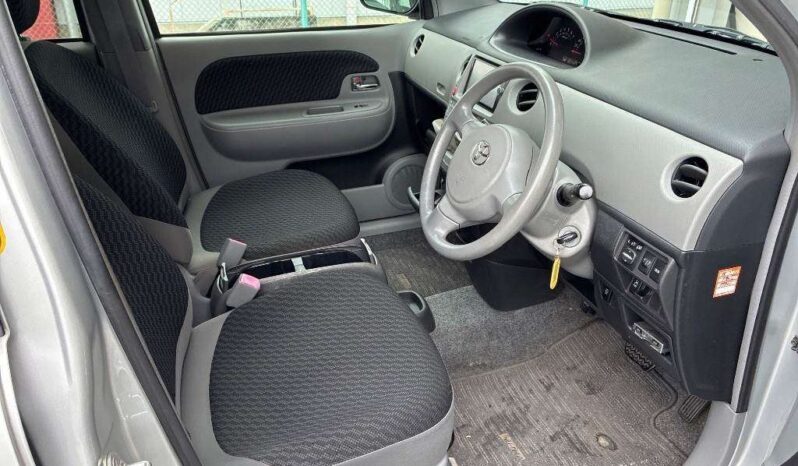 TOYOTA SIENTA full