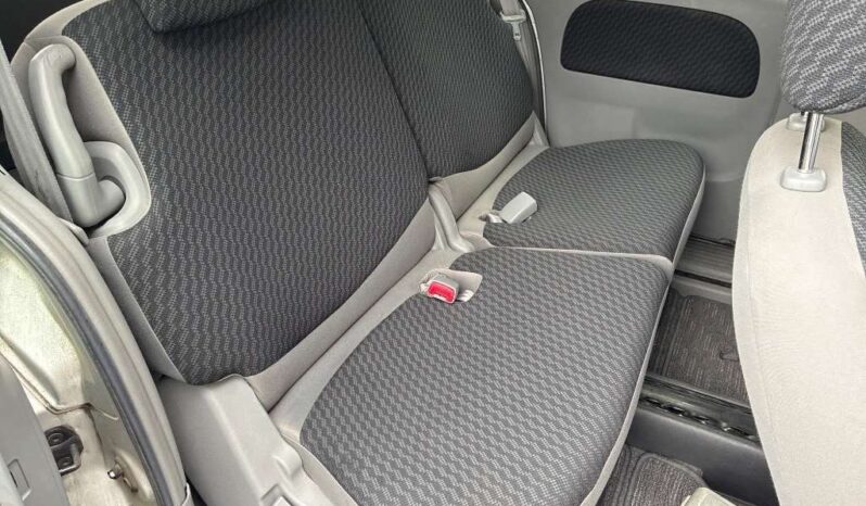 TOYOTA SIENTA full