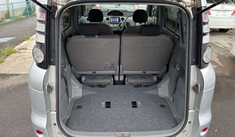 TOYOTA SIENTA full