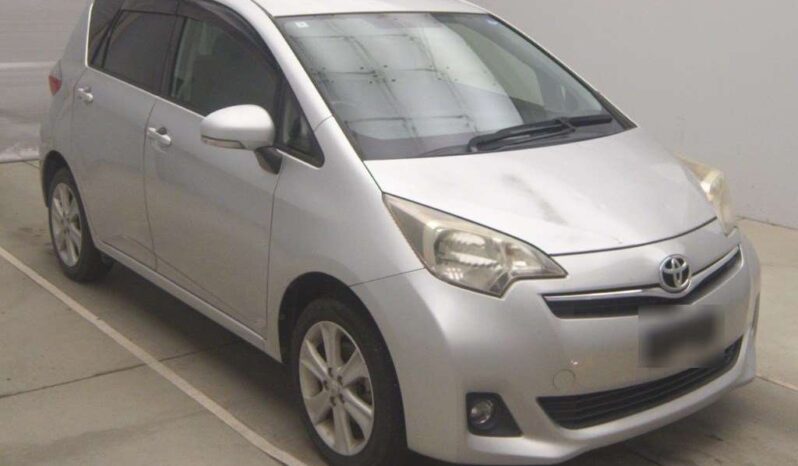 TOYOTA RACTIS full