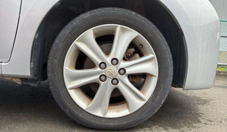 TOYOTA RACTIS full