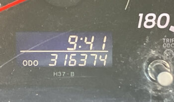 TOYOTA HIACE VAN full