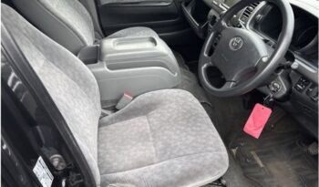 TOYOTA HIACE VAN full
