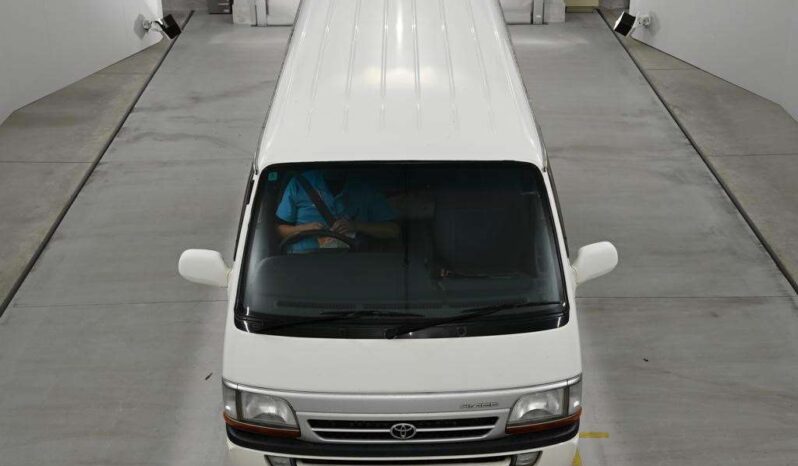 TOYOTA HIACE VAN full