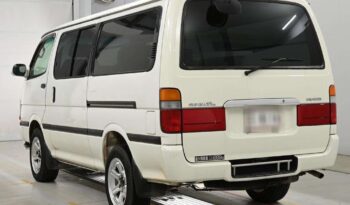 TOYOTA HIACE VAN full