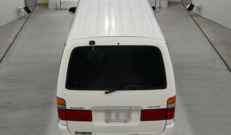 TOYOTA HIACE VAN full