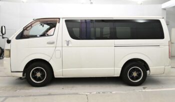 TOYOTA HIACE VAN full