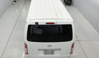 TOYOTA HIACE VAN full