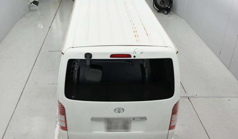 TOYOTA HIACE VAN full