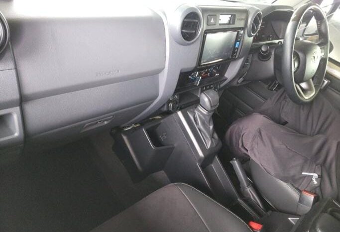 TOYOTA LAND CRUISER full