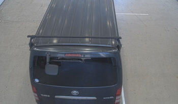 TOYOTA HIACE VAN full