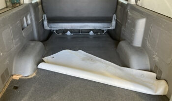 TOYOTA HIACE VAN full