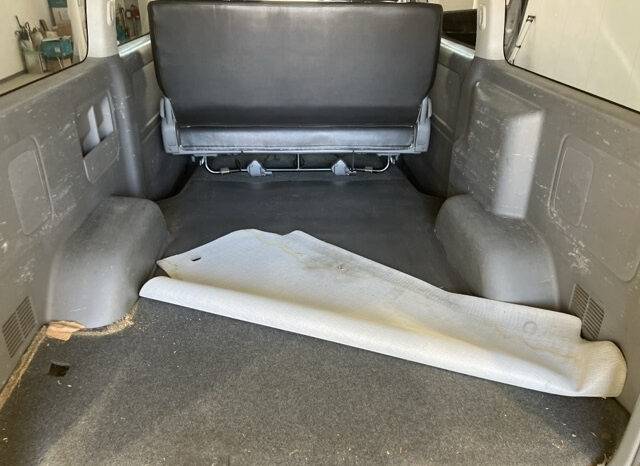 TOYOTA HIACE VAN full