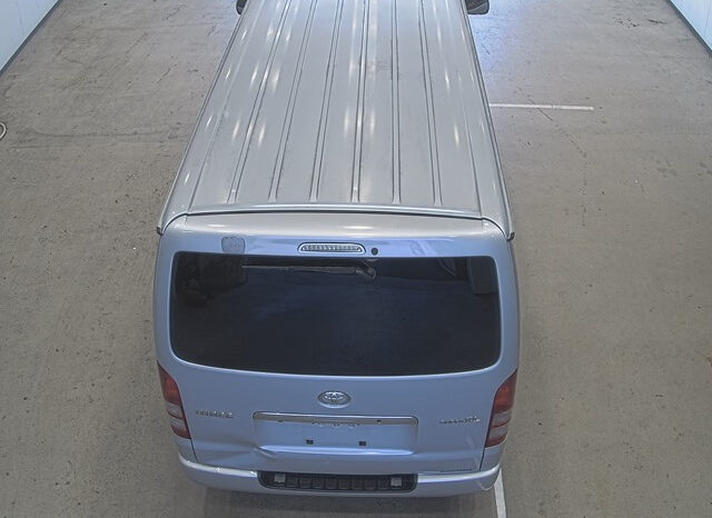TOYOTA HIACE VAN full