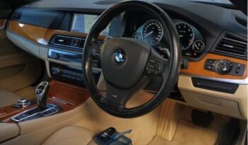 BMW 5 SERIES 2011 full