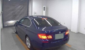 BMW 5 SERIES 2011 full