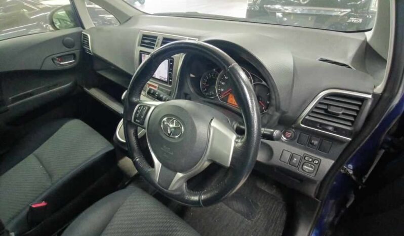 TOYOTA RACTIS 2012 full