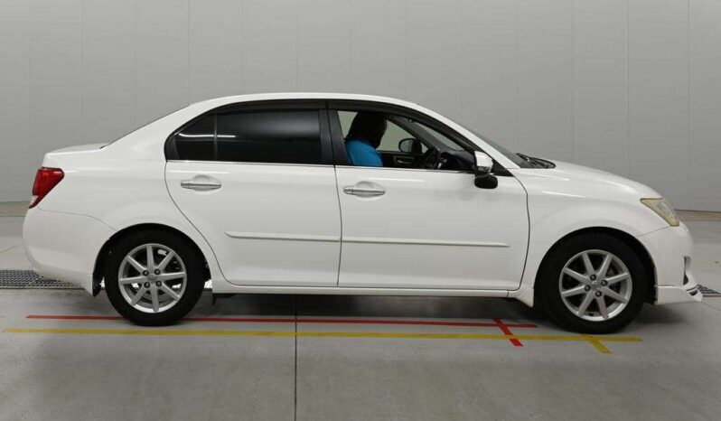 TOYOTA COROLLA AXIO 2013 full