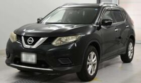 NISSAN X TRAIL 2015